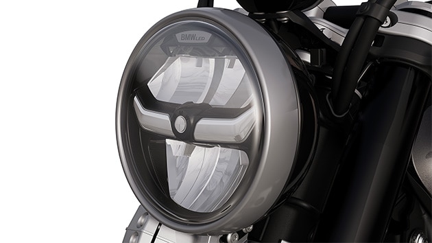 The R 12 from BMW Motorrad with LED headlights